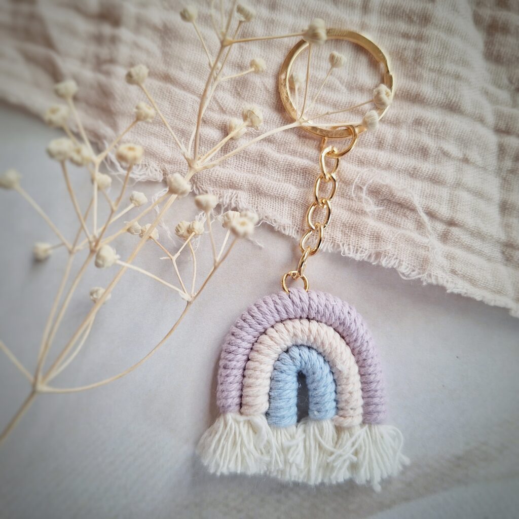 Sleutelhanger regenboog Koesterdoosje